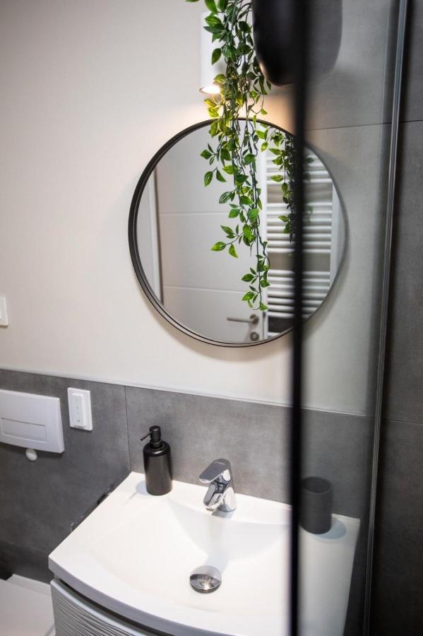 Ferienwohnung Stylish Urban Oasis Zagreb Exterior foto